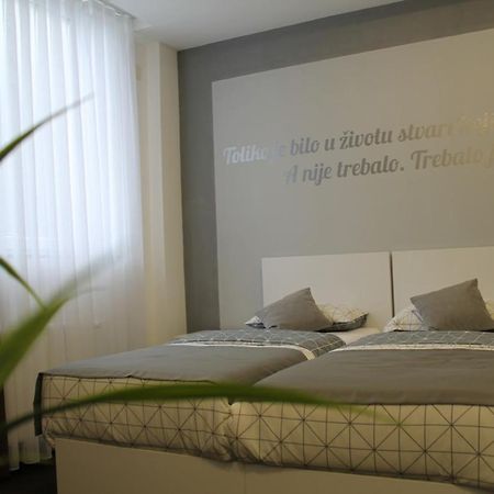 Bihać Motel Korzo מראה חיצוני תמונה