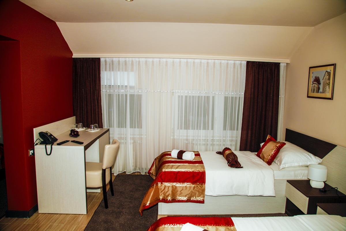Bihać Motel Korzo מראה חיצוני תמונה