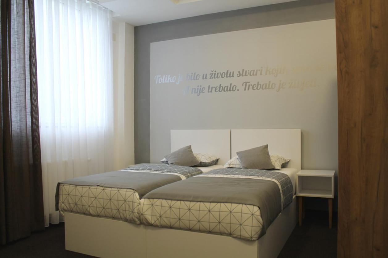 Bihać Motel Korzo מראה חיצוני תמונה